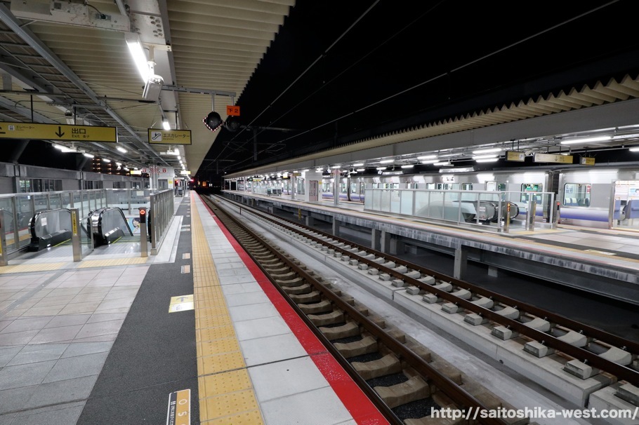 祝高架化完成 Jr阪和線 東岸和田駅高架化工事の状況 上りホーム施設編 17 11 Re Urbanization 再都市化