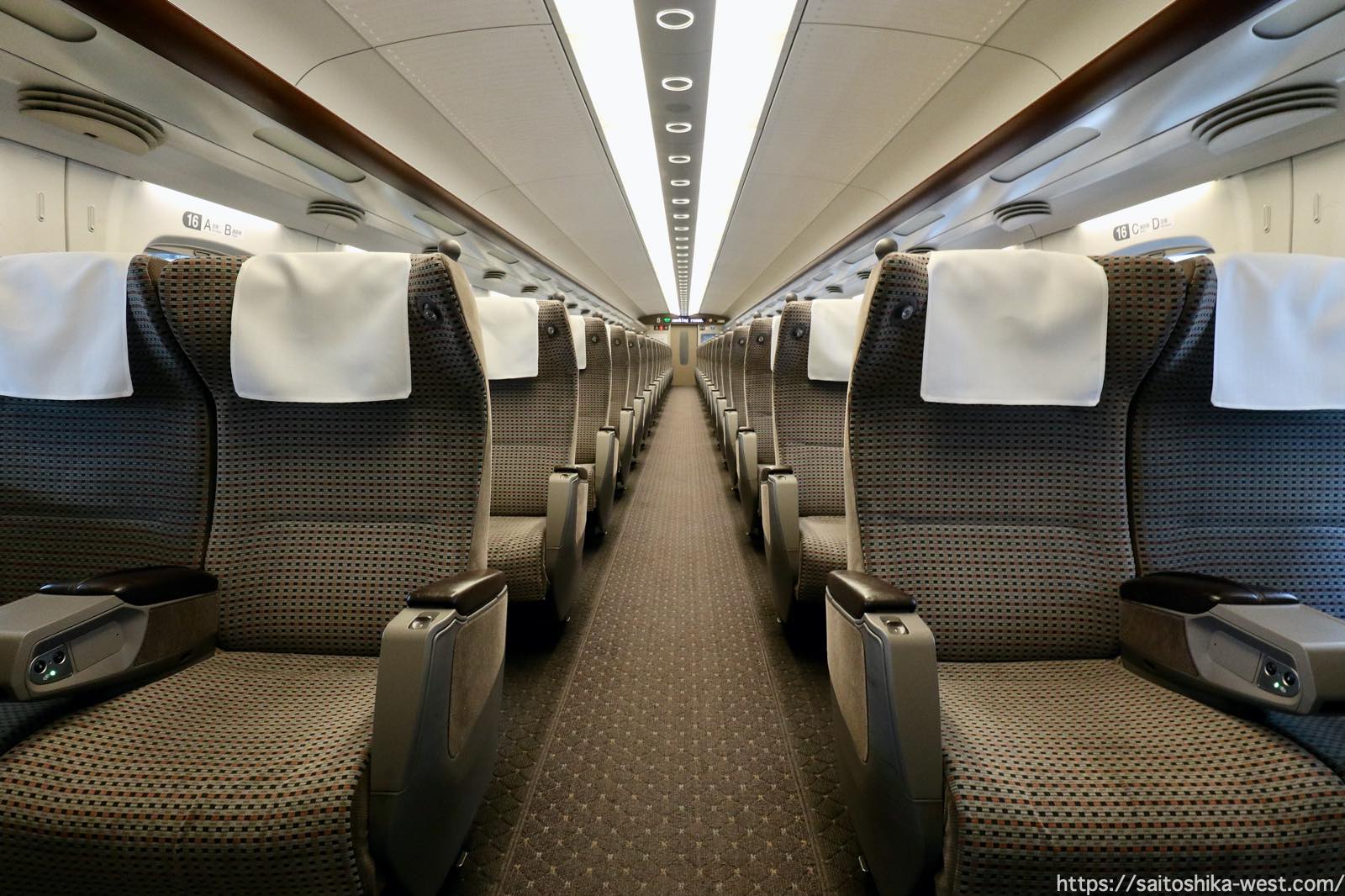 車 新幹線 グリーン 「つばさ」グリーン車の座席配置