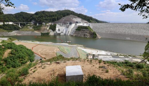 安威川ダム（あいがわダム）建設工事の最新状況 22.09 【試験湛水開始！8ヶ月かけて最高水位まで上昇させる試験】
