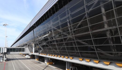 関西エアポート、営業収益2,454億円で過去最高！国際線回復とT1商業リニューアルが牽引
