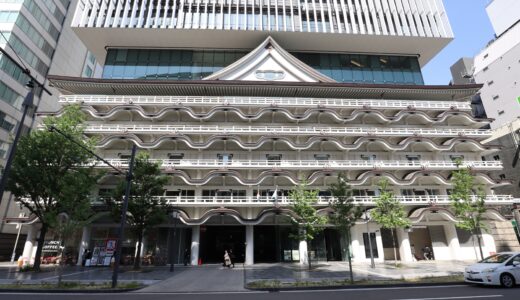 ホテルロイヤルクラシック大阪の銅板屋根、緑青化がさらに進行！ 旧・大阪新歌舞伎座の記憶が、時間とともに深まる