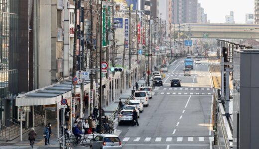 国交省「第3次無電柱化推進計画」始動、大阪府内19区間を優先整備へ　予算・事業量は拡大も、幹線道路の進捗率は7年経って33％、課題は“電柱が消えるまでの遅さ”