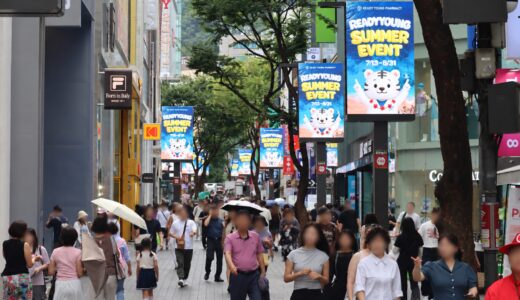 ソウル最大級の繁華街・明洞を歩く。Kビューティー、夜市、2大百貨店が凝縮する国際観光商業地